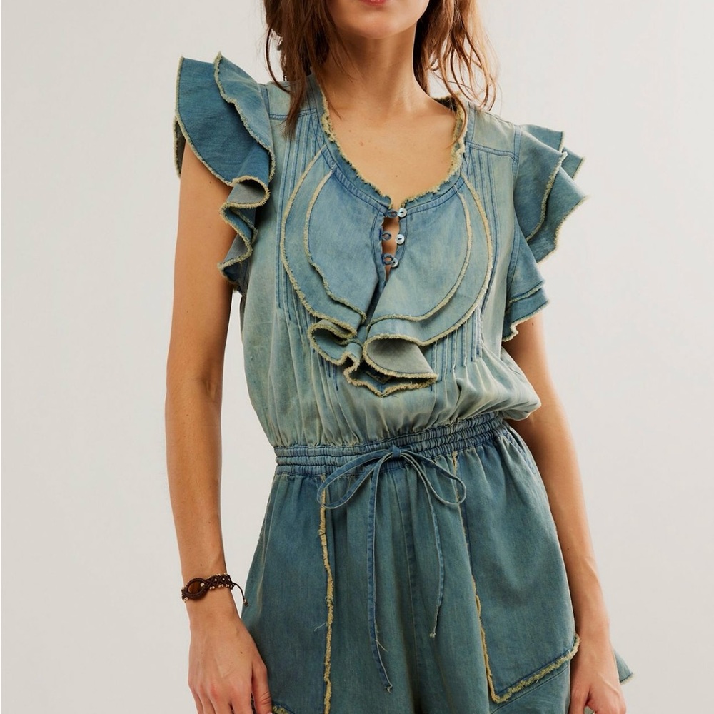 One Naya Chambray Romper